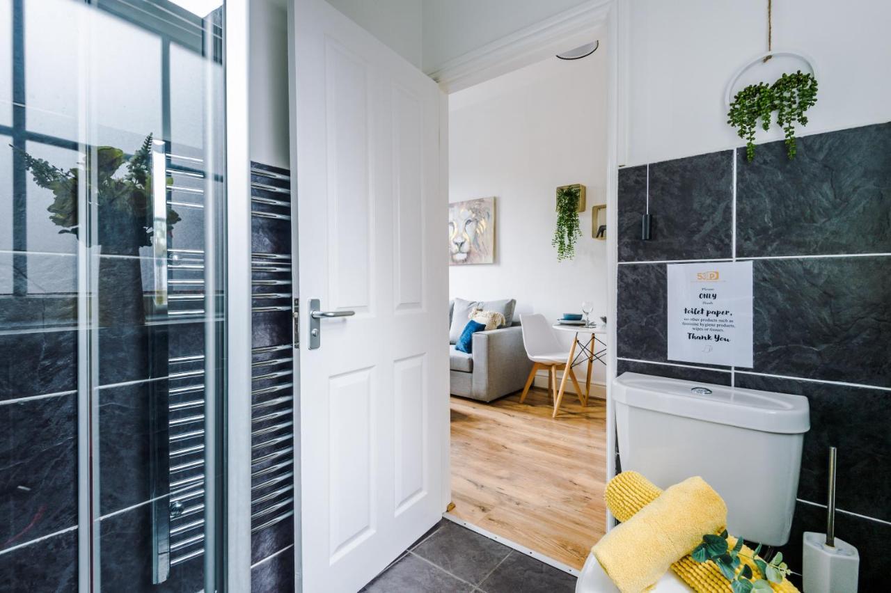 Bright 1-Bed Apartment In Chester By 53 Degrees Property, Ideal For Professionals & Couples, Great Location - Sleeps 4 Exteriér fotografie